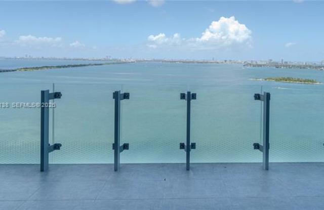 700 NE 26th Ter unit 2602 (A11953138)