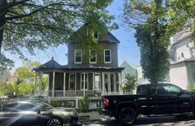 438 South 1st Ave