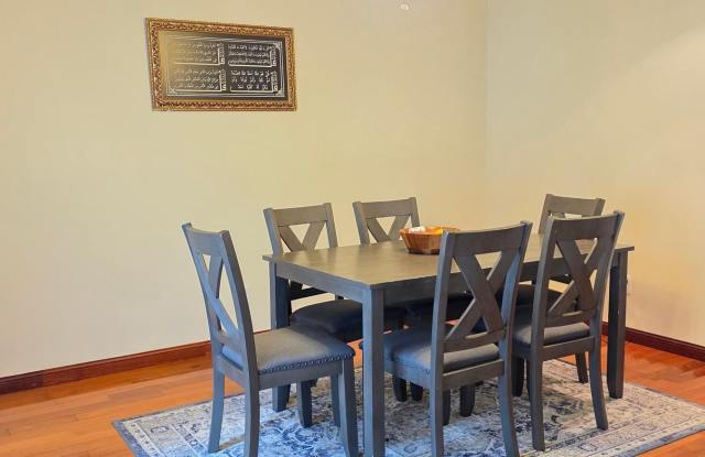 1119 SHEFFIELD Court