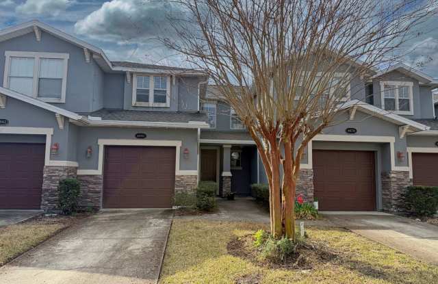 Great 2 Bedroom, 2.5 Bathroom Two-Story Townhome offering comfort and convenience in a prime location