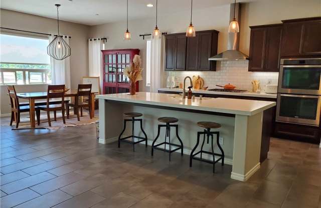 74185 Anastacia Lane