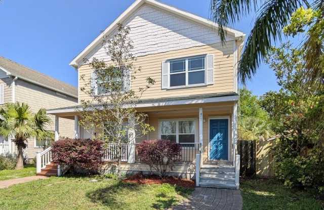 Photo of 457 4TH Avenue S