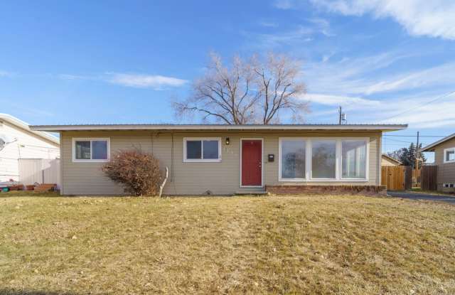 Updated Rambler w/ Fenced Backyard!