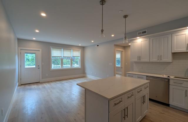Going Quickly! Brand New Luxurious 4-beds