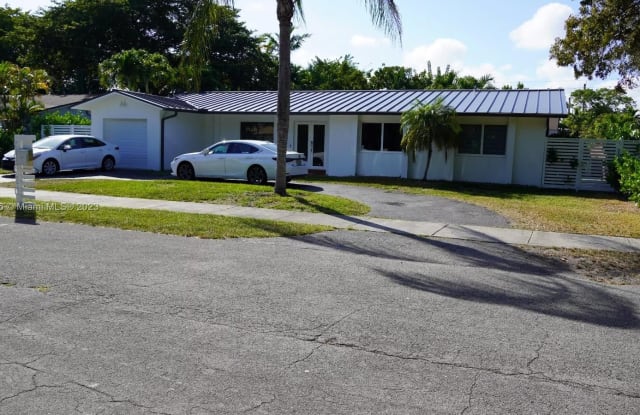 19610 SW 86th Ave - 19610 Southwest 86th Avenue, Cutler Bay, FL 33157