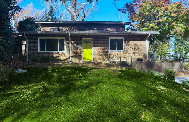 Photo of 911 Fiske Street - 1