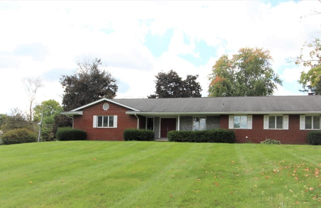 2451 Mcvey Boulevard W - 2451 Mcvey Boulevard West, Franklin County, OH 43235