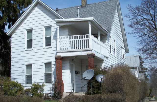 533 Crosby St NW # 2