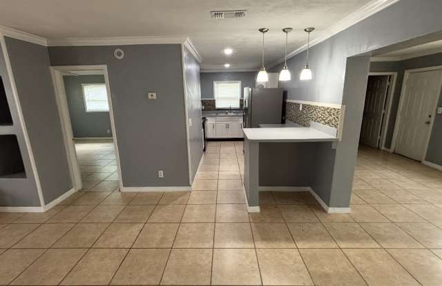 1108 Edith Drive