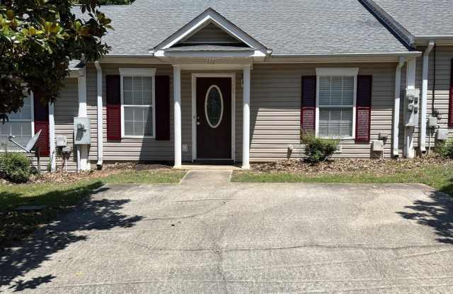 111 MELVILLE Lane