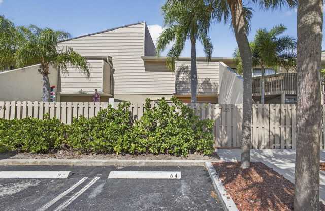 612 Executive Center Drive