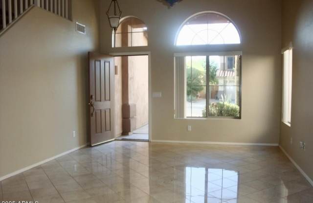 10399 E HILLERY Drive