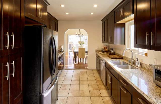 Photo of 817 10th Street