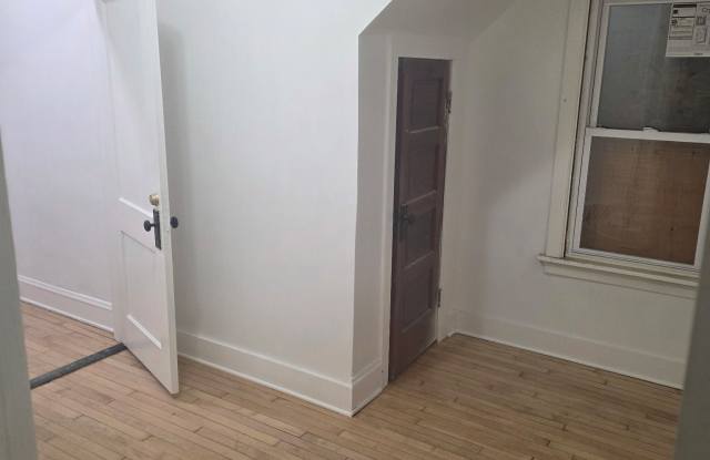 2442 North 39th Street - 12444 N 39th st