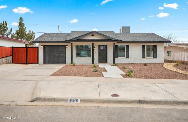 854 Mallett Street