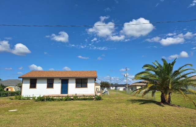 Cozy 3BR 1BA House Near Buckingham Area RECENTLY REDUCED!