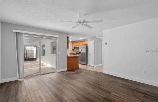 6928 SUGARBUSH DRIVE