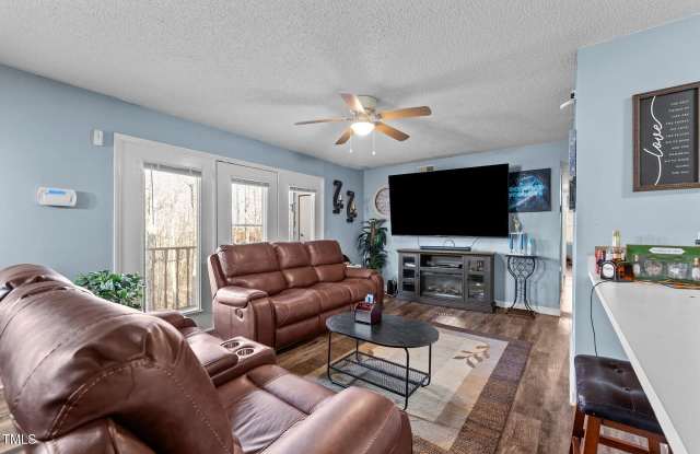 702 Glendale Dr