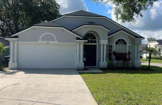 421 LEXINGDALE DRIVE