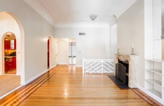 327 Commonwealth Ave.