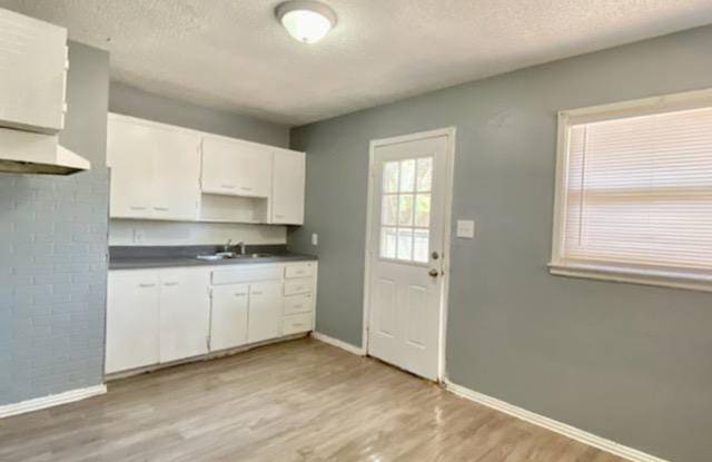 $0 First Month's Rent / $0 Deposit at Move-in