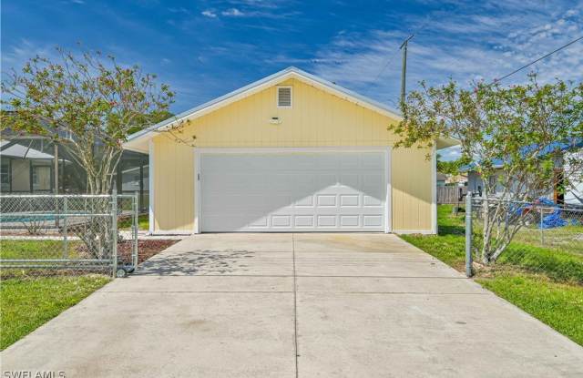 13356 Fourth Street - 13356 Fourth Street, Fort Myers Shores, FL 33905