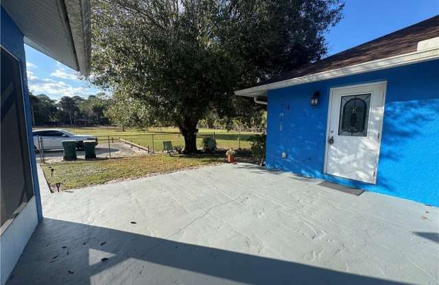 Photo of 291 16th Street NE unit: 1