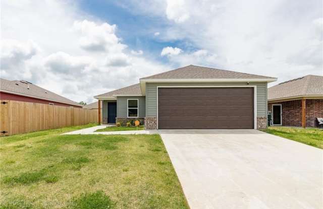 4703  W Hoover  LOOP