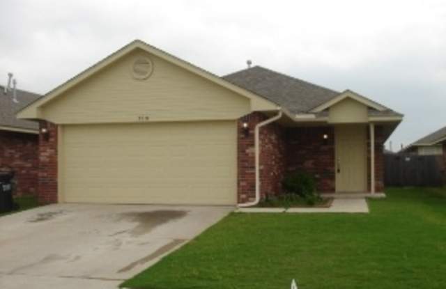 Charming Home - Moore Schools