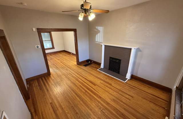 371 South Franklin Street