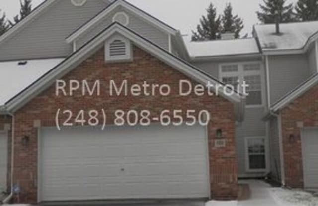 1158 Fairways Boulevard - 1158 Fairways Boulevard, Troy, MI 48085