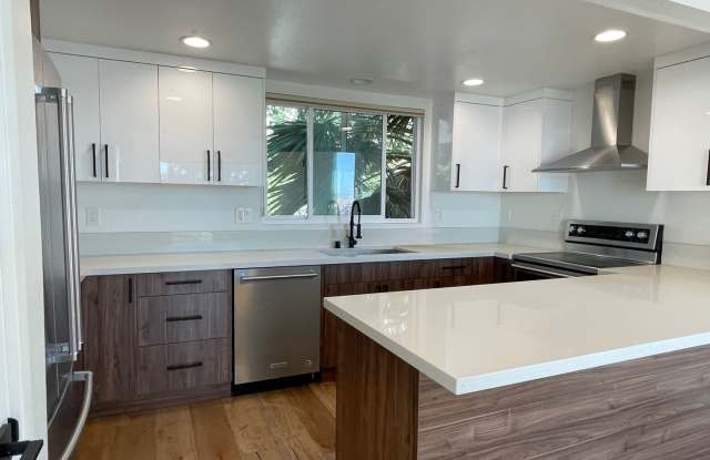 Photo of Stunning light and bright 3b/3b Malibu townhome with Pacific Ocean Views