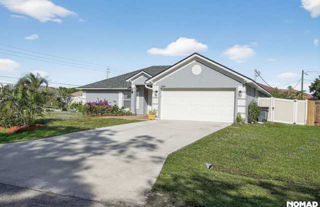 Photo of Spacious 4BR House in Port Saint Lucie