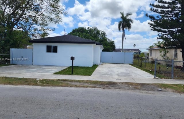 822 SW 6th St - 822 Southwest 6th Street, Homestead, FL 33030