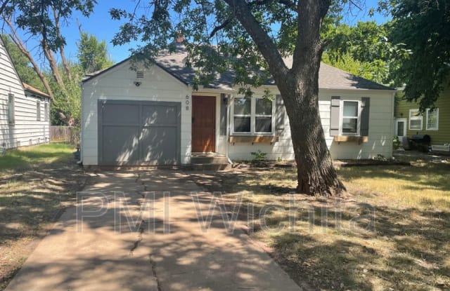 608 N Parkwood Ln - 608 North Parkwood Lane, Wichita, KS 67208