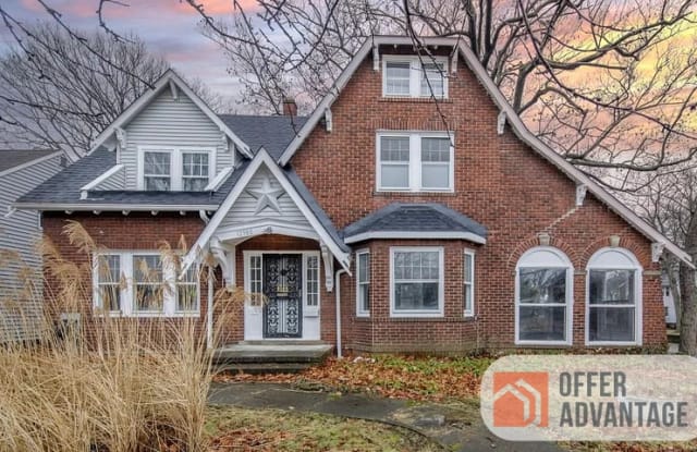 12980 Cedar Road - 12980 Cedar Road, Cleveland Heights, OH 44118