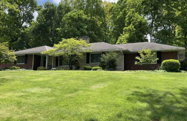 3 Bedroom/2 Bath in Quiet Kettering Neighborhood