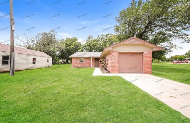 1615 Magnolia Avenue