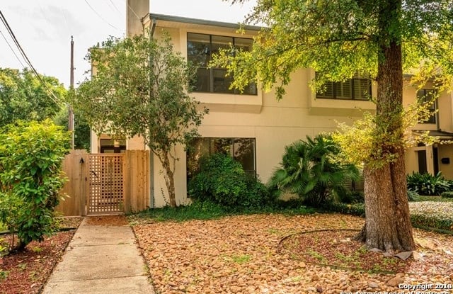 132 Montclair St - 132 Montclair Avenue, Alamo Heights, TX 78209