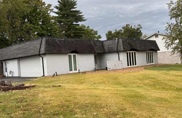 Photo of Specious Home for Rent in Manchester Mo