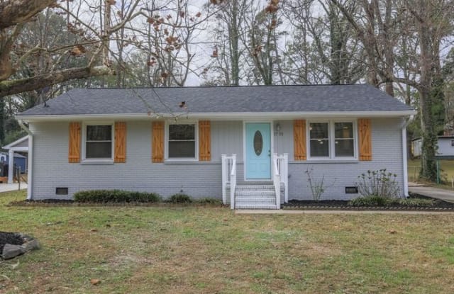 1721 Masonic Drive - 1721 Masonic Drive, Charlotte, NC 28205