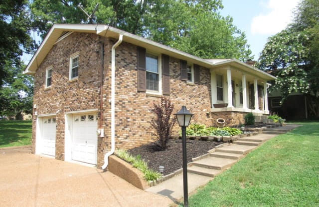 105 Parisian Drive - 105 Parisian Drive, Hendersonville, TN 37075