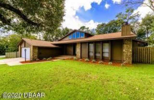 411 Main Trail