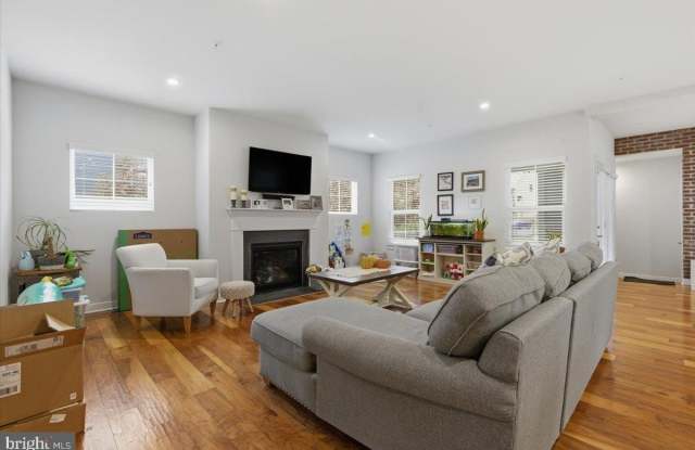 2075 RIVER HERITAGE Boulevard