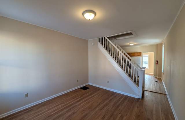 Photo of Beautiful Remodeled 3 Bedroom Home