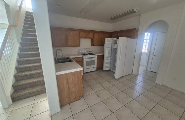 2712 Wooly Rose Avenue