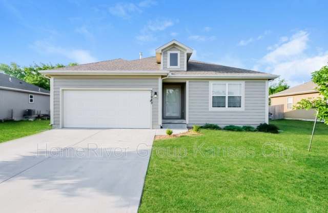 31943 W 172nd St - 31943 West 172nd Street, Gardner, KS 66030