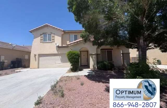 Beautifully designed stunning 5-bedroom, 3-bathroom home