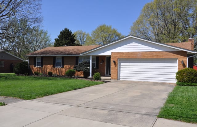 5327 Frieda Dr - 5327 Frieda Drive, Fairfield, OH 45014