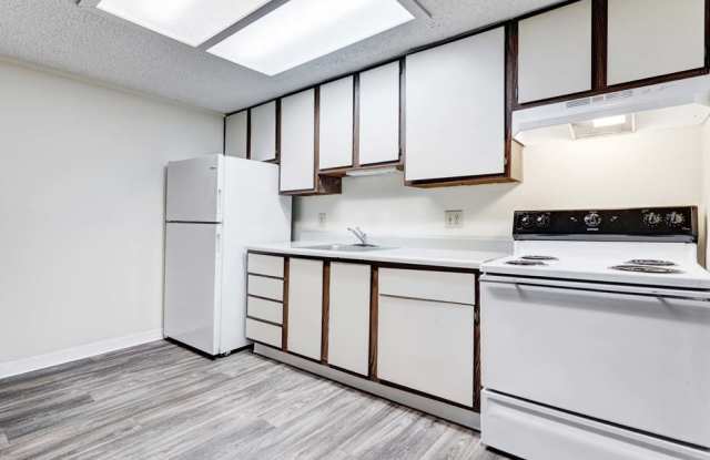 Dogwood Glen Apartments